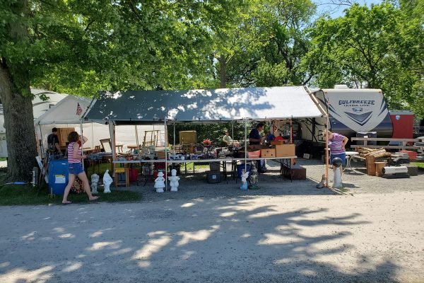 pfrv gallery tractor show flea market 40